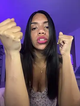 -Naomyy- online show from February 22, 2025, 11:57 pm