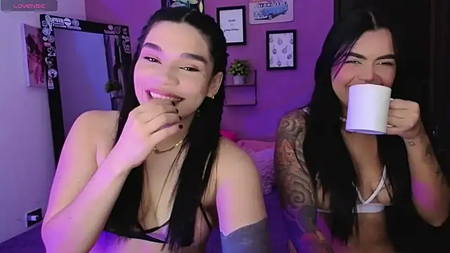 Snapshot of Veronica_111 chatting on September 20, 2025, 3:22 am Veronica 111 online show from September 20, 2025, 3:22 am