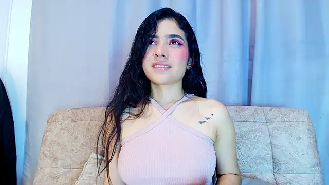 Snapshot of adara_johnson__ chatting on November 2, 2025, 11:48 am adara johnson online show from November 2, 2025, 11:48 am