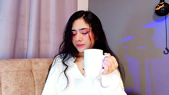 Snapshot of adara_johnson__ chatting on October 8, 2025, 11:45 am adara johnson online show from October 8, 2025, 11:45 am