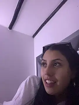 Snapshot of sophie_conor chatting on December 6, 2024, 7:28 pm sophie conor online show from December 6, 2024, 7:28 pm