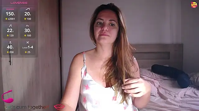 ParisW online show from April 29, 2026, 12:20 pm