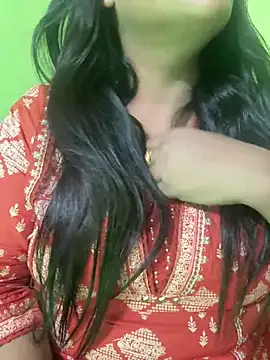 Snapshot of Ayesha_mahi chatting on July 5, 2026, 6:42 am Ayesha mahi online show from July 5, 2026, 6:42 am