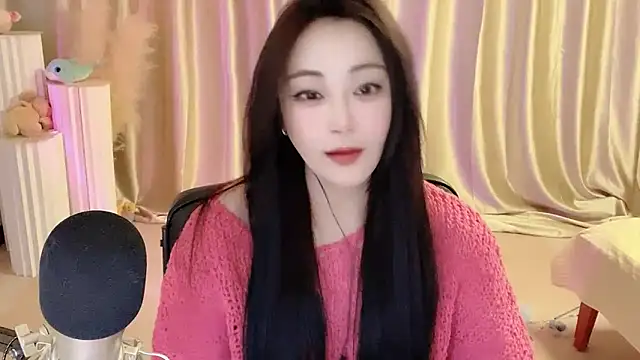 Daisy-77 online show from March 13, 2025, 9:37 pm