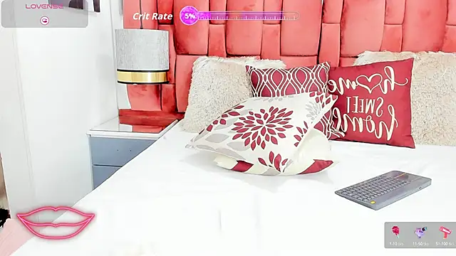  Arlin  online show from September 26, 2025, 10:05 pm