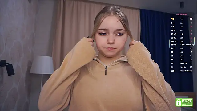 Snapshot of ZaraCreedon chatting on November 24, 2025, 5:07 am ZaraCreedon online show from November 24, 2025, 5:07 am