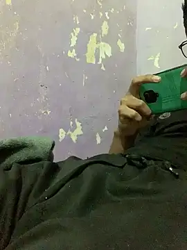 Snapshot of Sexy_king4 chatting on March 7, 2025, 10:02 am Sexy king4 online show from March 7, 2025, 10:02 am