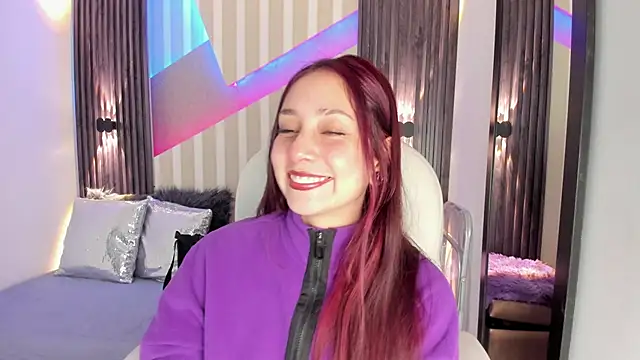 emily layton online show from November 24, 2025, 2:39 pm