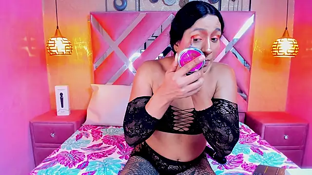 Alison Chan  online show from September 24, 2025, 3:07 pm