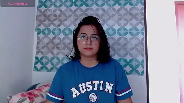 Aria smith01 online show from September 14, 2025, 2:06 pm