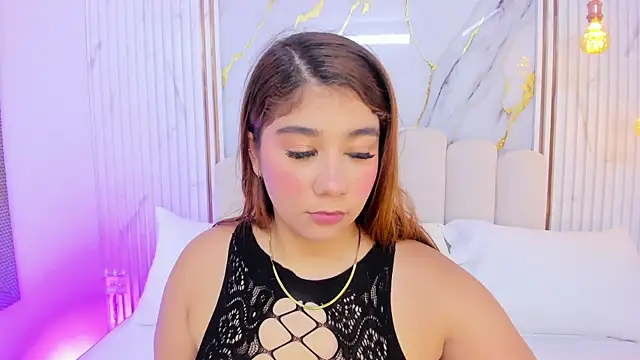 Snapshot of tifanyhills_ chatting on April 30, 2026, 8:27 pm tifanyhills online show from April 30, 2026, 8:27 pm