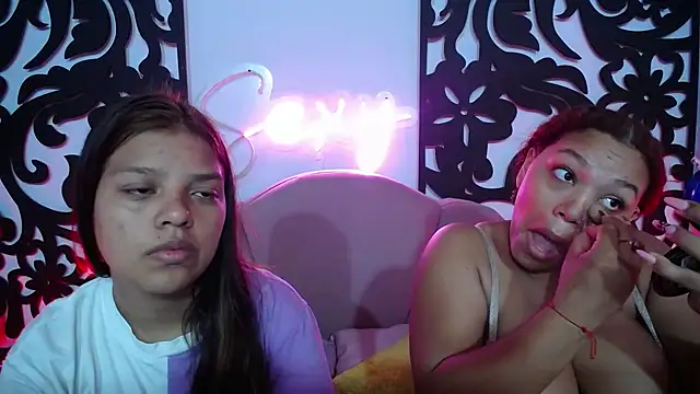 Snapshot of horny_babyss chatting on October 11, 2025, 12:33 am horny babyss online show from October 11, 2025, 12:33 am