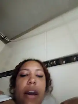 Snapshot of horny_babyss chatting on November 30, 2025, 2:45 am horny babyss online show from November 30, 2025, 2:45 am