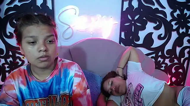 Snapshot of horny_babyss chatting on October 23, 2025, 2:43 am horny babyss online show from October 23, 2025, 2:43 am