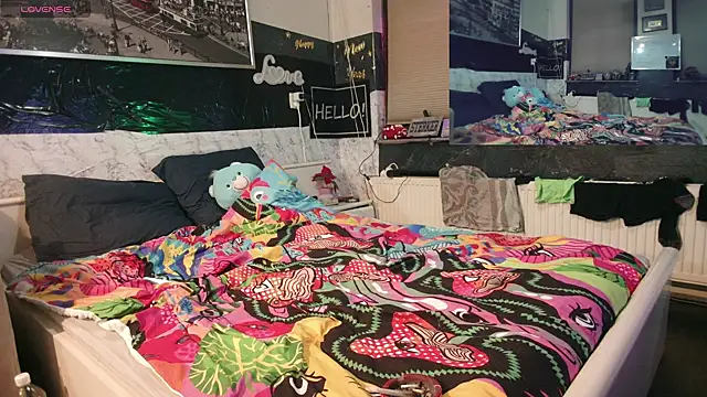 Doggyray44 online show from March 7, 2025, 12:04 am