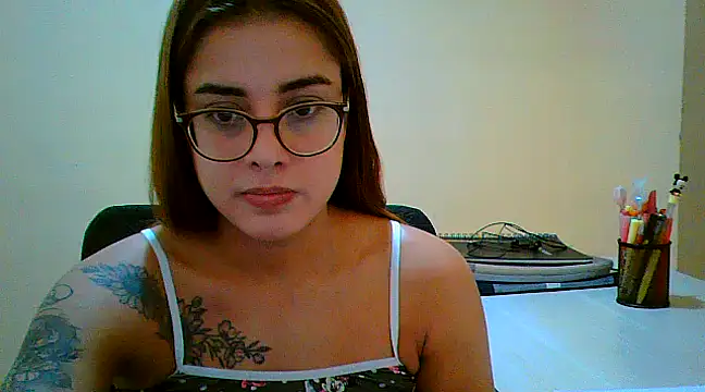 maliamiller online show from March 16, 2025, 6:20 am