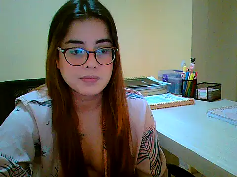 maliamiller online show from September 14, 2025, 12:33 am