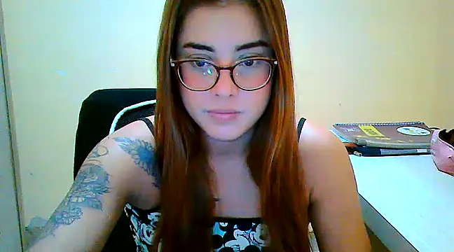 maliamiller online show from March 18, 2025, 4:29 am