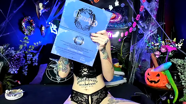 Snapshot of Purple_Coffin666 chatting on November 26, 2025, 10:04 am Purple Coffin666 online show from November 26, 2025, 10:04 am