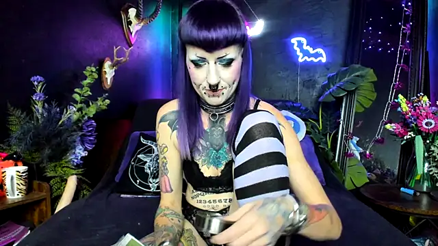 Snapshot of Purple_Coffin666 chatting on September 10, 2025, 6:29 pm Purple Coffin666 online show from September 10, 2025, 6:29 pm