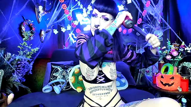 Snapshot of Purple_Coffin666 chatting on October 27, 2025, 9:32 am Purple Coffin666 online show from October 27, 2025, 9:32 am