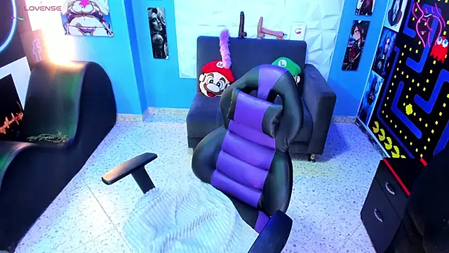 FelinaJohnson online show from March 12, 2025, 7:25 pm