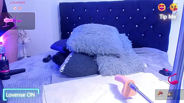 FelinaJohnson online show from December 14, 2025, 2:55 pm