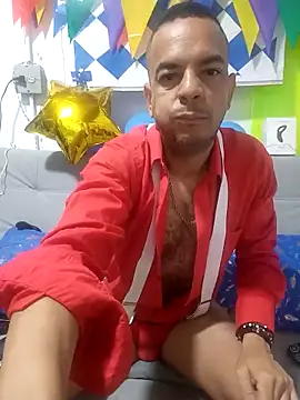 latinmartin73 online show from September 28, 2025, 2:46 pm