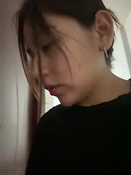 kittyfresita online show from February 27, 2025, 9:07 am