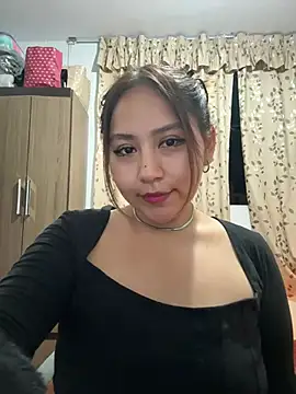 kittyfresita online show from February 26, 2025, 3:57 am