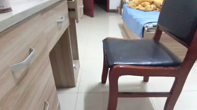 Snapshot of huzi518 chatting on April 2, 2026, 1:18 pm huzi518 online show from April 2, 2026, 1:18 pm