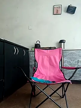 hotyoung24 online show from January 18, 2026, 3:26 pm