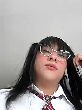 Kiitygirl online show from October 25, 2025, 9:15 pm