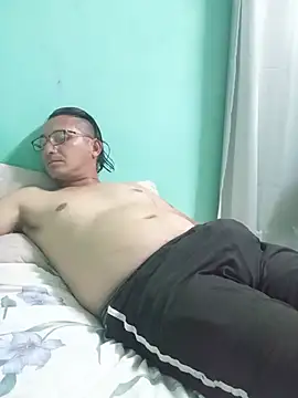 Andresguz35 online show from July 22, 2026, 3:30 am