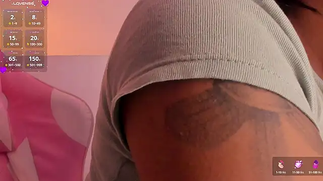 soy jess03 online show from October 2, 2025, 12:19 pm