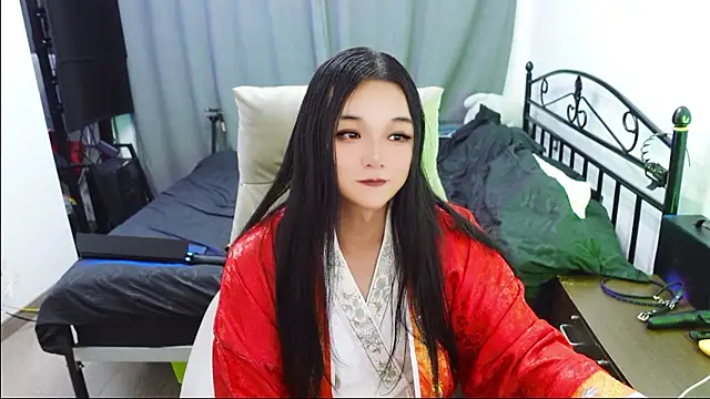 Snapshot of CarlClaus chatting on July 8, 2026, 6:52 pm CarlClaus online show from July 8, 2026, 6:52 pm