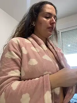 tatianaAlvarez1 online show from March 10, 2025, 9:23 am