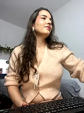 tatianaAlvarez1 online show from September 28, 2025, 9:55 pm