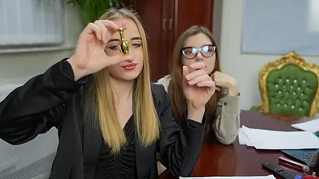 Snapshot of Michelle_054 chatting on February 8, 2025, 7:59 pm Michelle 054 online show from February 8, 2025, 7:59 pm