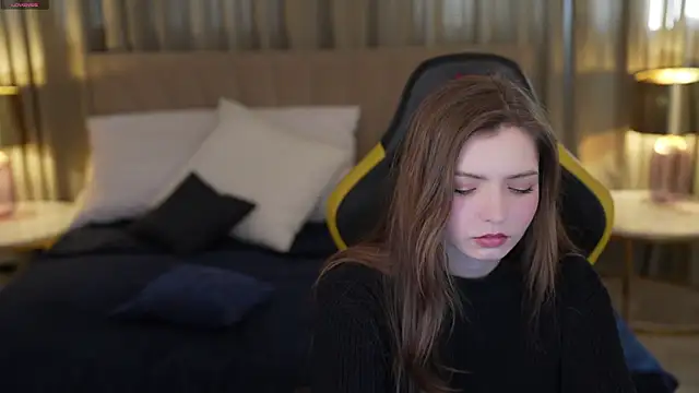 Snapshot of Michelle_054 chatting on February 23, 2025, 12:48 pm Michelle 054 online show from February 23, 2025, 12:48 pm