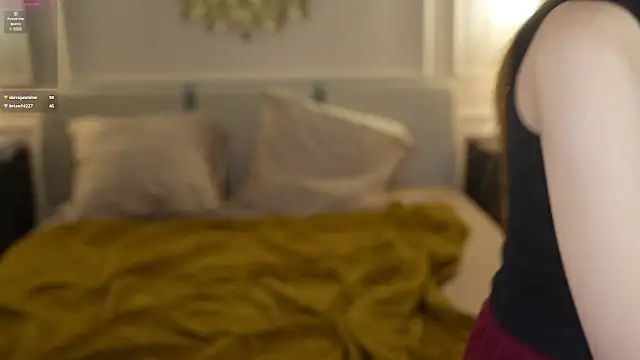 Snapshot of Michelle_054 chatting on February 28, 2025, 5:26 pm Michelle 054 online show from February 28, 2025, 5:26 pm