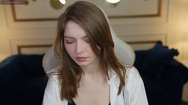 Michelle 054 online show from March 1, 2026, 3:50 am