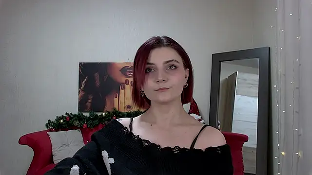 KellyStone online show from December 4, 2025, 5:34 pm