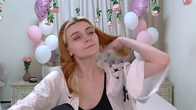 KellyStone online show from March 12, 2025, 2:20 am