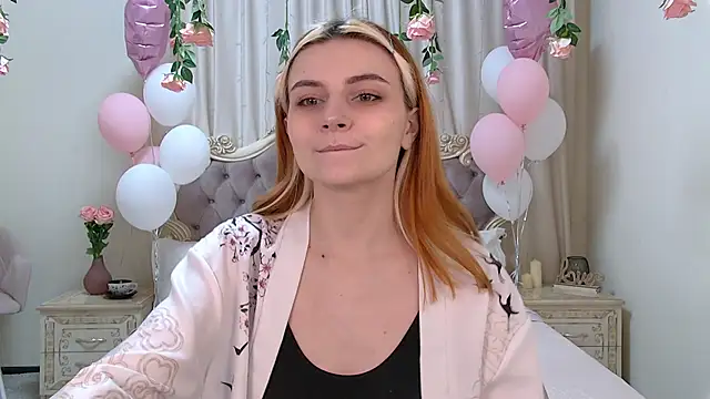 KellyStone online show from March 11, 2025, 5:02 pm