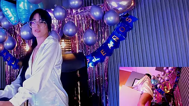 aura-baker online show from March 8, 2025, 4:06 pm