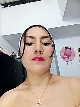 ELISA 90 online show from September 9, 2025, 9:35 pm