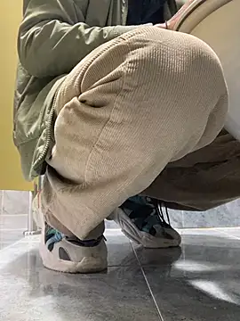 Lucascacaca online show from December 28, 2024, 1:17 pm