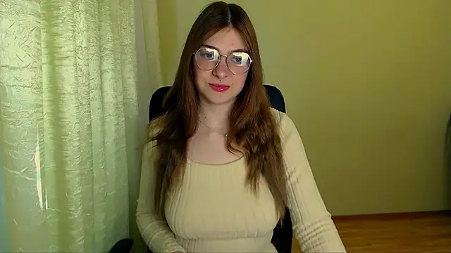 Snapshot of Luna_Lush_ chatting on June 2, 2026, 10:26 am Luna Lush online show from June 2, 2026, 10:26 am
