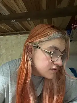 SophiaWeestt99 online show from October 2, 2025, 3:32 am